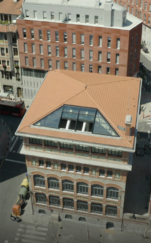 Smart reactable roofs